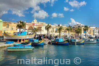 Łodzie w wiosce rybackiej, Malta